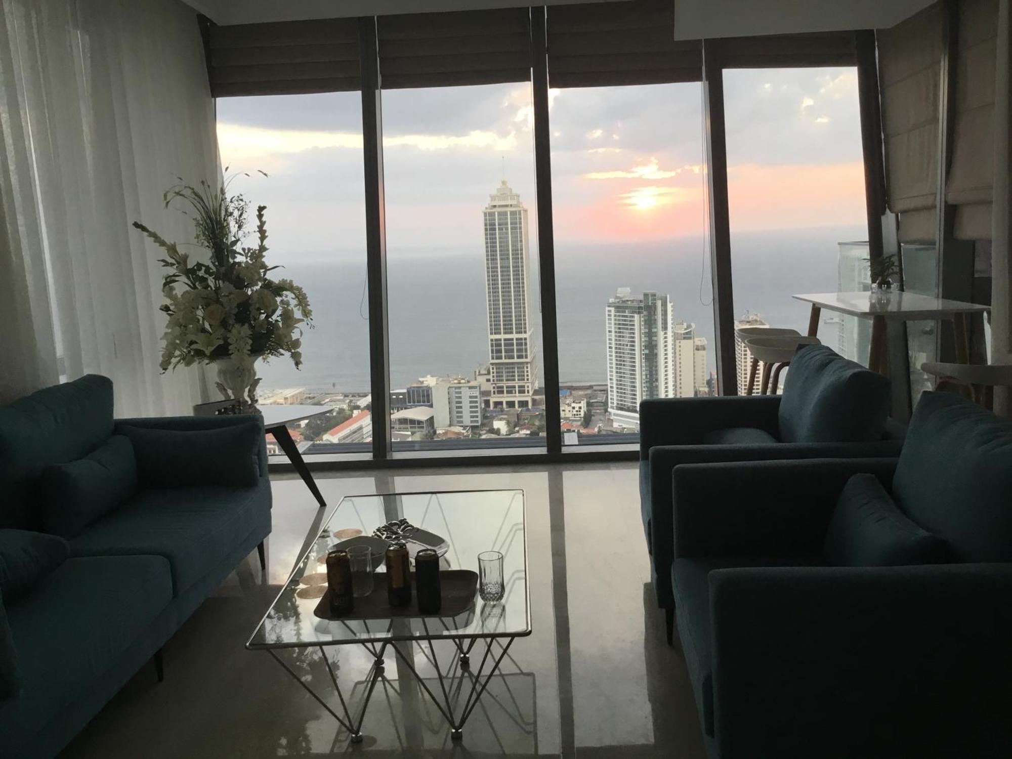 Altair Luxury Colombo By Miracle Apartment Exterior photo
